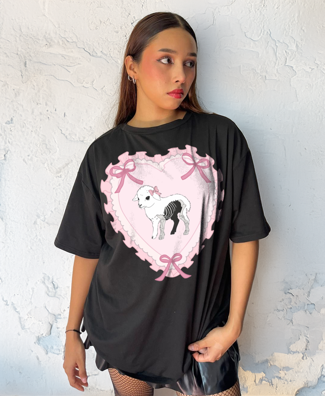 Camiseta holgada  Oveja creepycute unisex